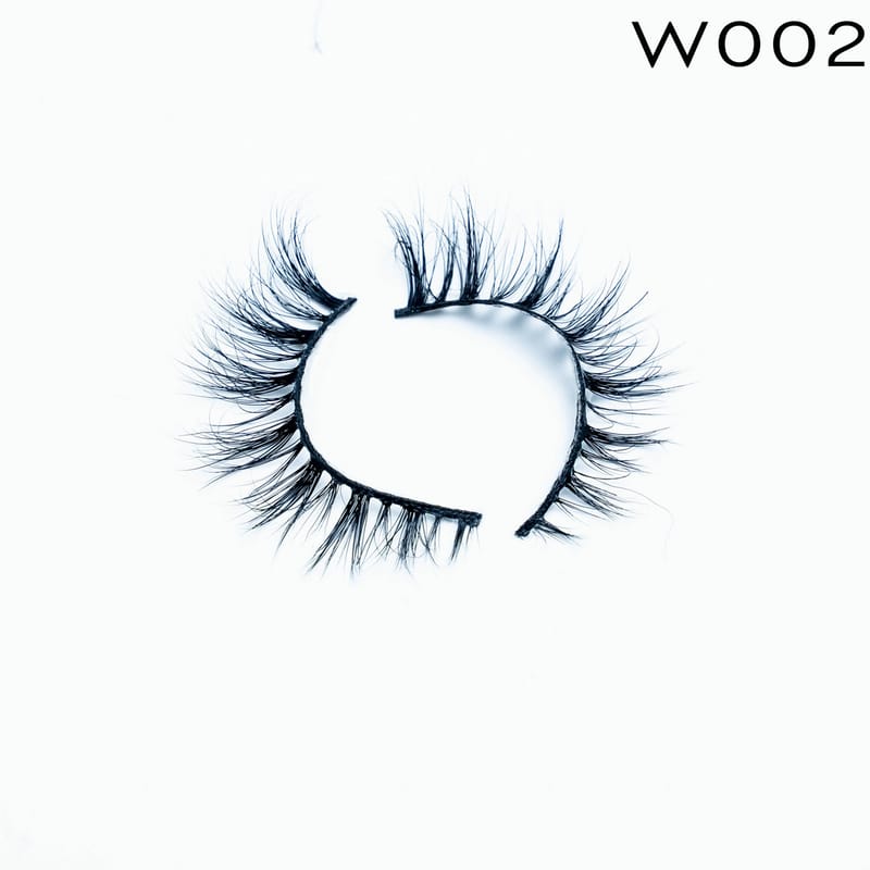 W002