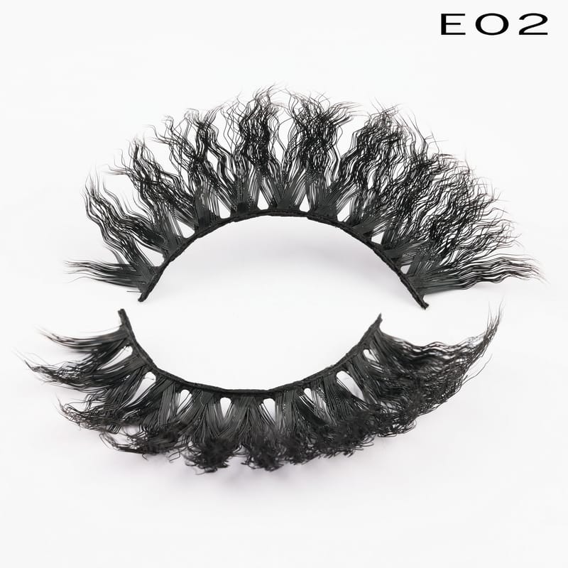 E02