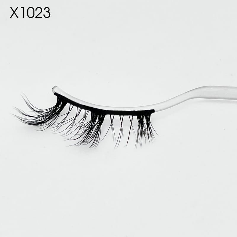 X1023
