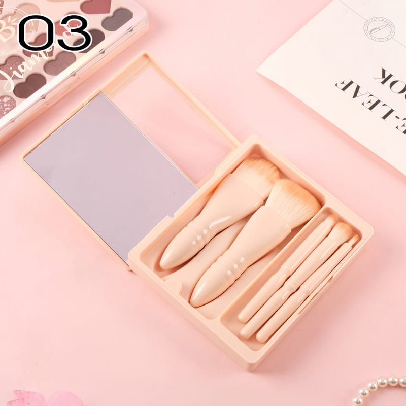 03 (Beige)