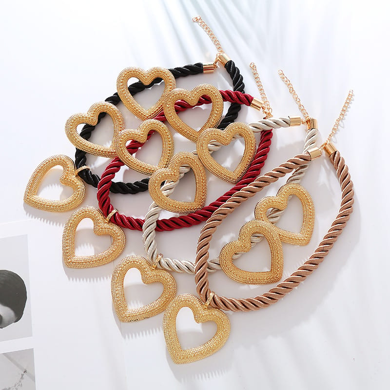 Gold Color Hollow Heart Shape Pendant Earrings Necklace Set