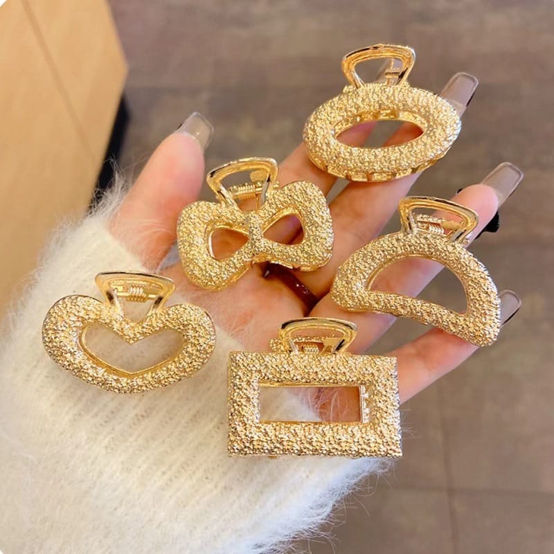 Gold  Hollow Geometric Shark Grab Hair Clip