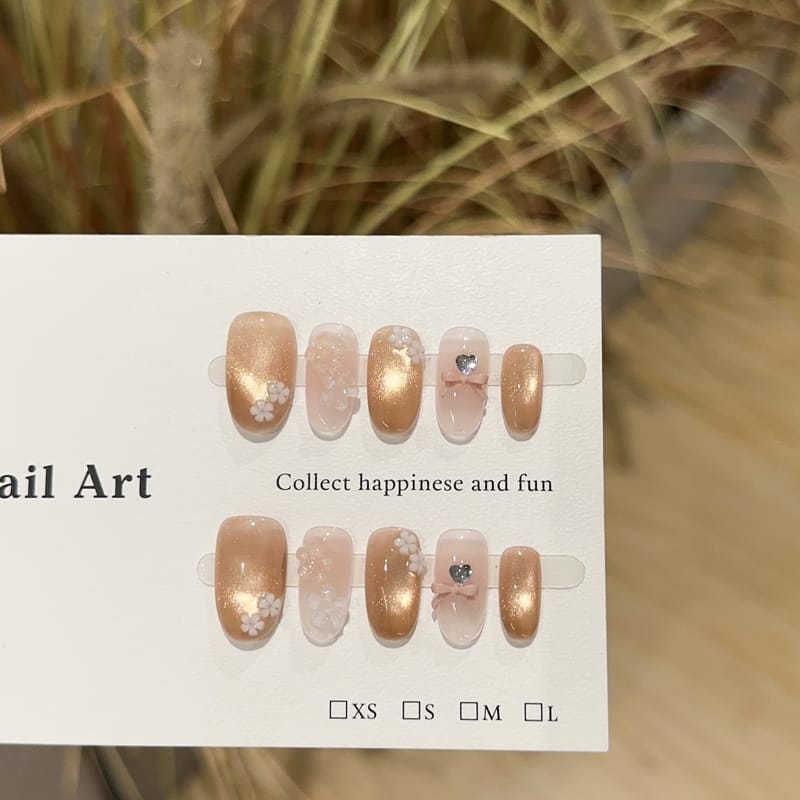 Gold Cat Eye Flowers Short Press On Nails