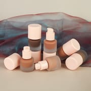12 Color Skin-Nourishing Soft-Focus Liquid Foundation