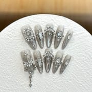 Ethnic Style Mysterious Full Drill Long Oval Press On Nails