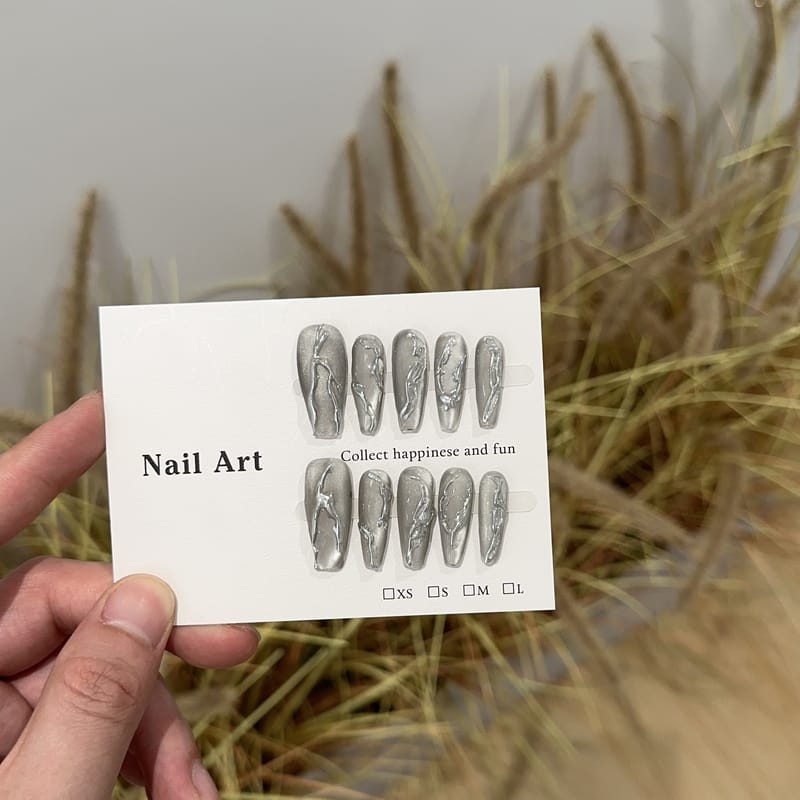 Stardust Fragment: Cat Eye & Silver Mirror Futuristic Press On Nails