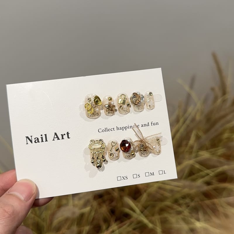 Golden Fortune Short Press On Nails