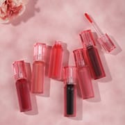 Universal Long Lasting Water-to-Matte Lip Glaze