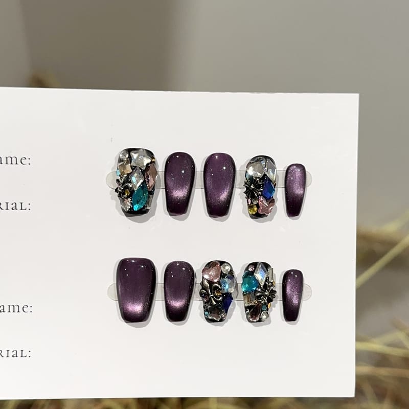 Short Coffin Purple Cat Eye Full Gem Chrome Hearts Press On Nails