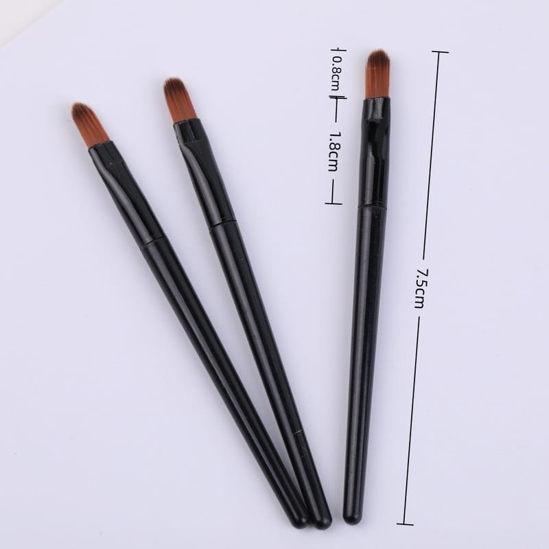 7.5cm Black Tube Black Handle Lip Brush