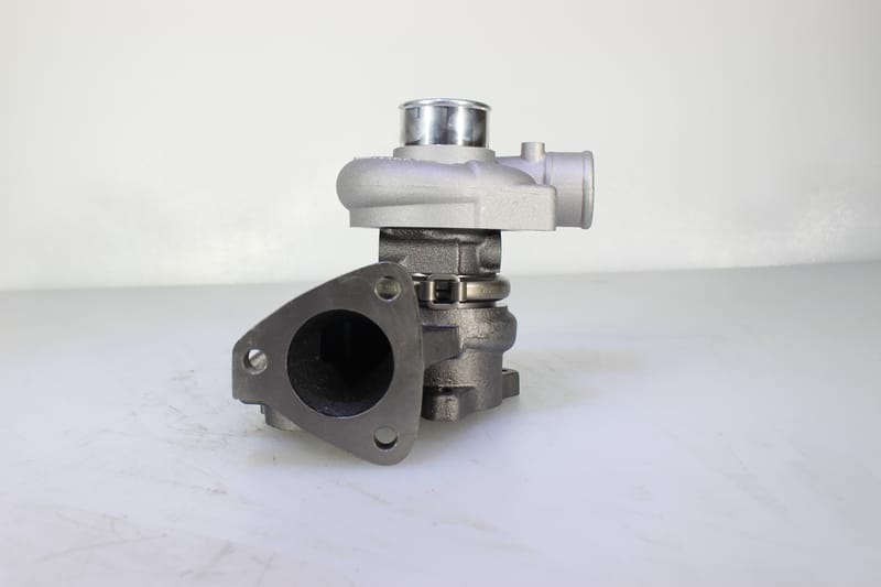 Turbo TD04 Turbocharger 49177-01000 MD083256 For Mitsubishi 4D55 Engine
