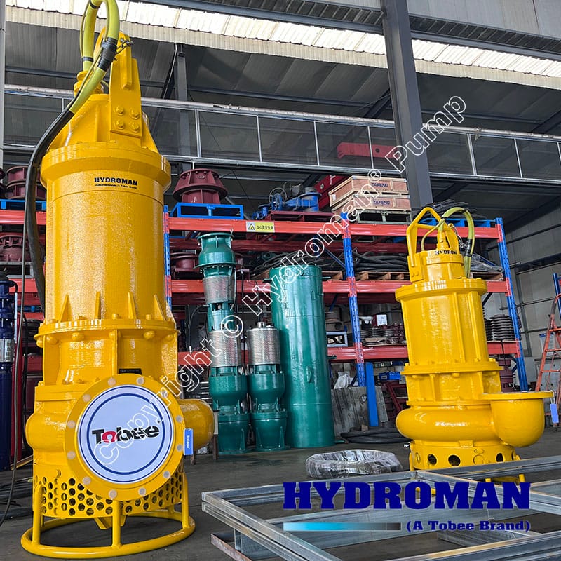 Industrial submersible pump for sludge
