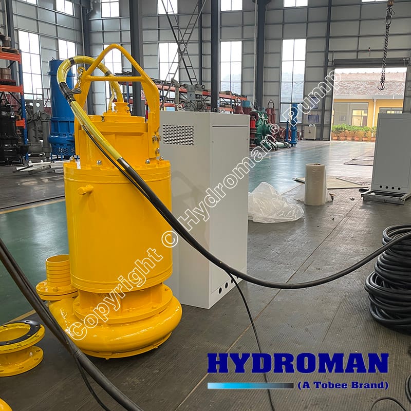 High-efficiency submersible slurry pumps for deep underwater dredging