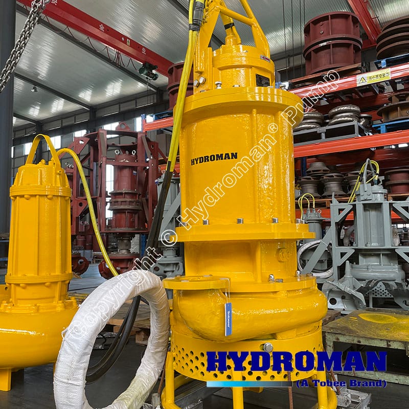 Submersible mining silica sand pump