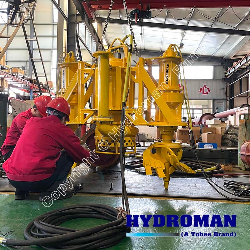 Heavy Duty Submersible Pump with Side Cutter Design