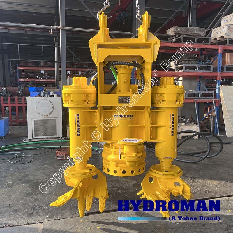 Underwater Hydraulic Pump for Waste Removal
