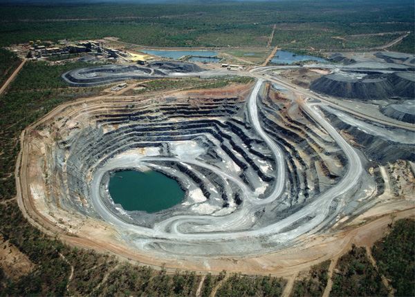Mine Dewatering with Hydroman hydraulic pumps
