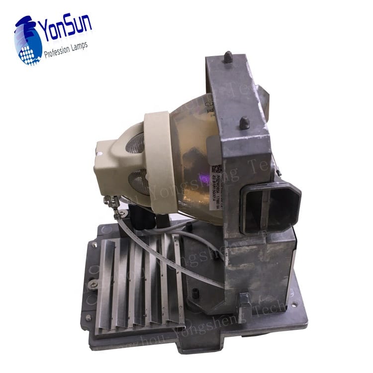 High Brightness 003-005237-01 UHP465W Original Projector Lamp for Christie D12HD-H
