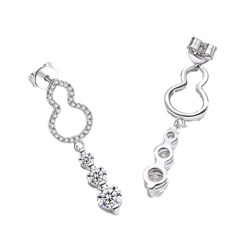 Classic and Stylish Moissanite Gourd Long Earrings