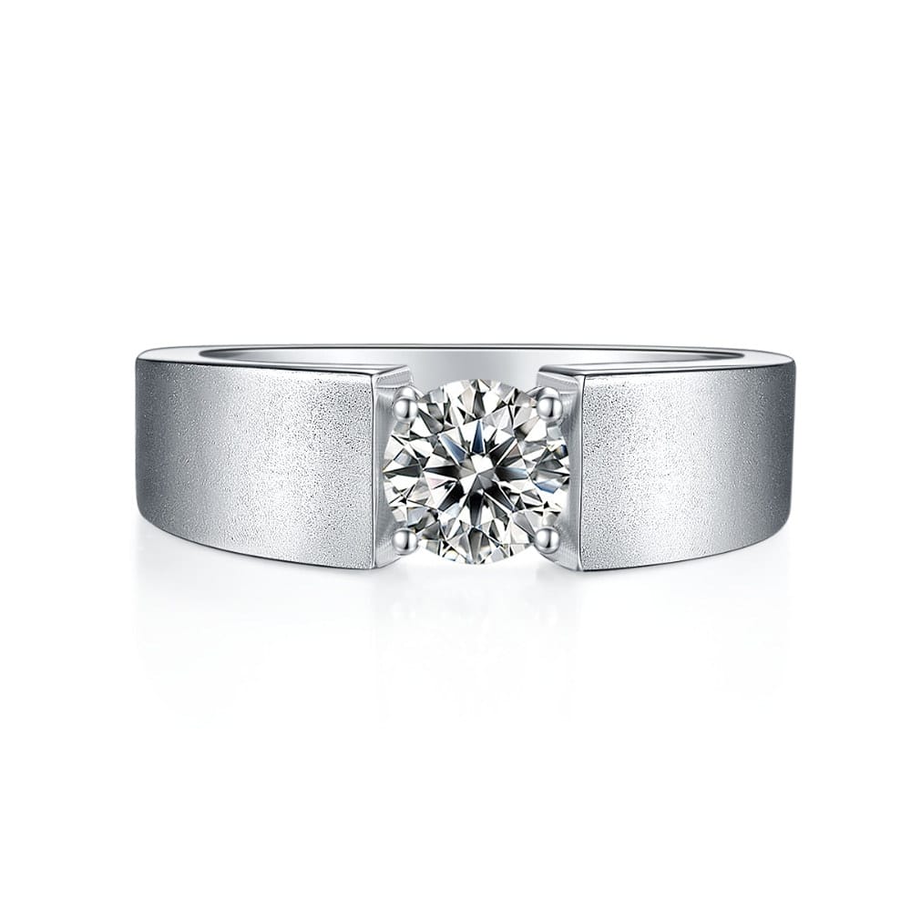Silver-plated white gold Moissanite one-carat D-grade men's ring: A cool and distinctive men's ring