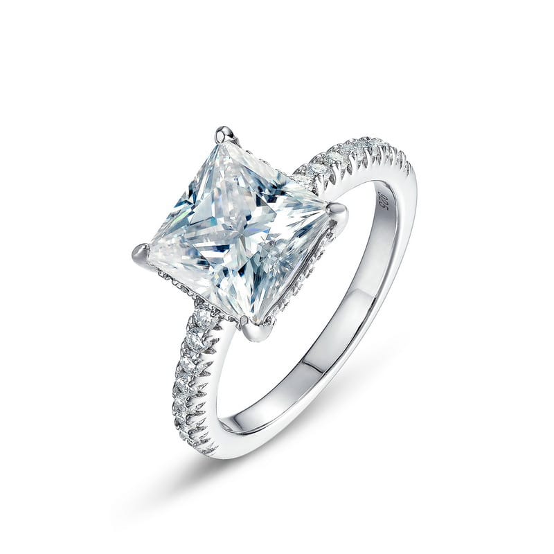 Classic Princess-Cut Moissanite Ring in S925 Silver: A D-Color Solitaire Statement