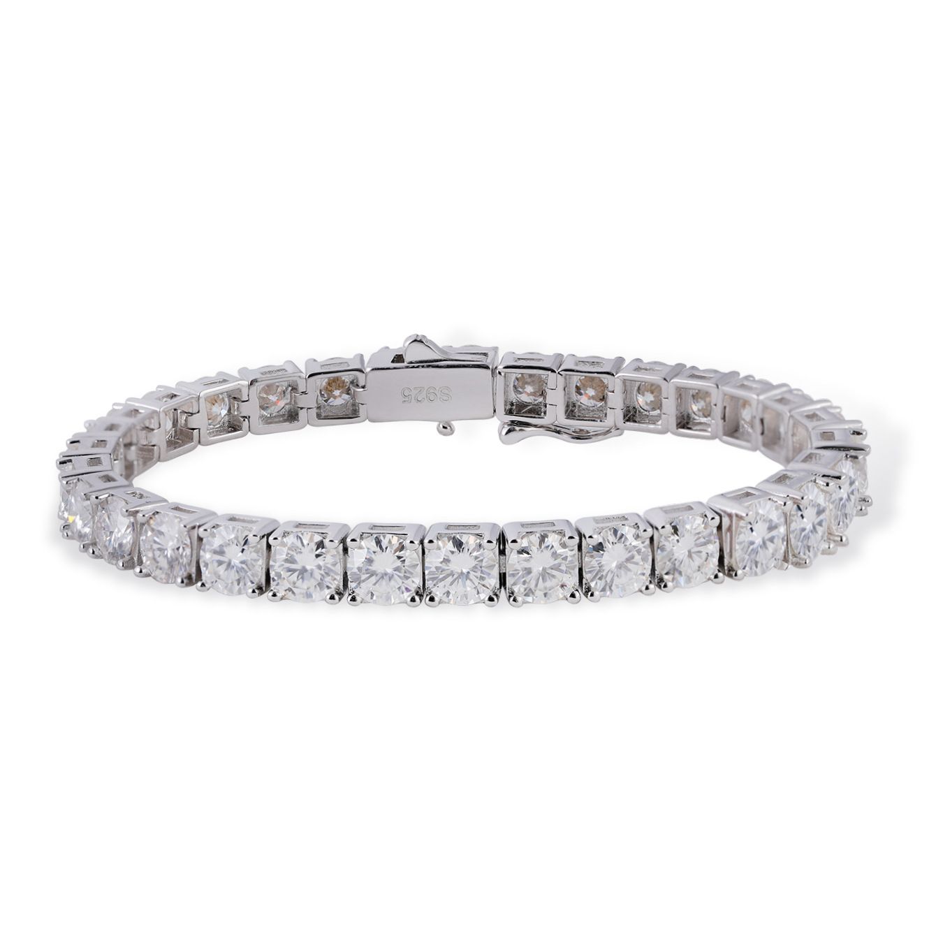 S925 sterling silver Moissanite tennis bracelet is a fashionable, versatile, high-end and dazzling accessory
