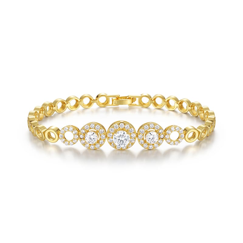 The S925 silver Moissanite openwork circle bracelet for women features a niche design