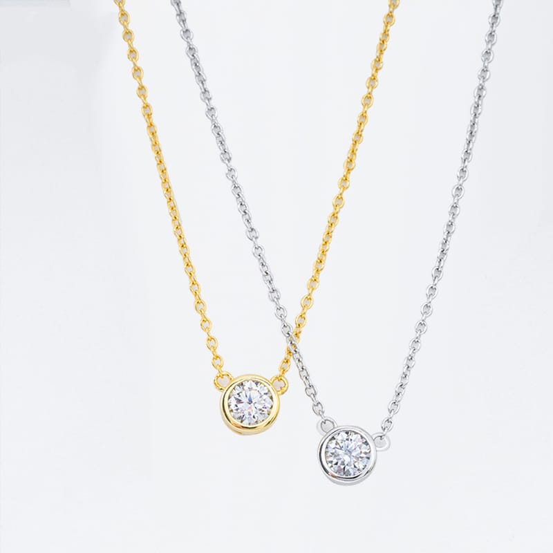 S925 sterling silver necklace set with D-color moissanite, a niche light luxury bubble pendant collarbone necklace