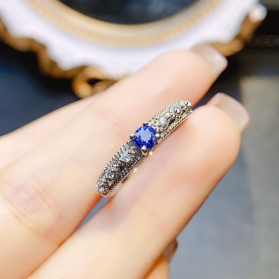 Factory wholesale explosions natural sapphire ring S925 silver inlaid with the main stone 3.5*3.5 selling Europe and the United States a piece