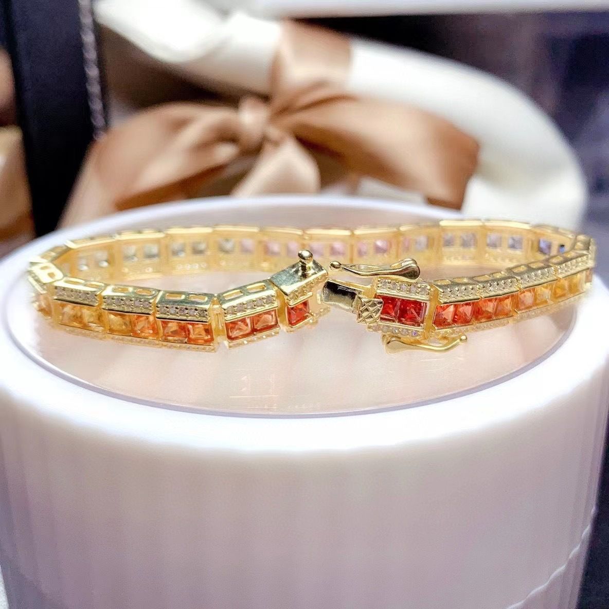 Luxury small fresh color blue treasure bracelet 925 silver natural color blue treasure bracelet 3*3 ladies Bracelet a piece