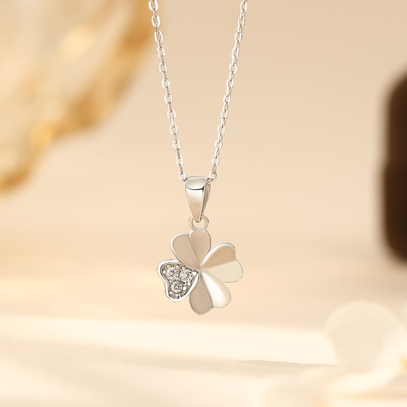 s999 Pure Silver Light Luxury Four-Leaf Clover Necklace for Women, Korean Style, Simple Niche High-End Clavicle Chain 
