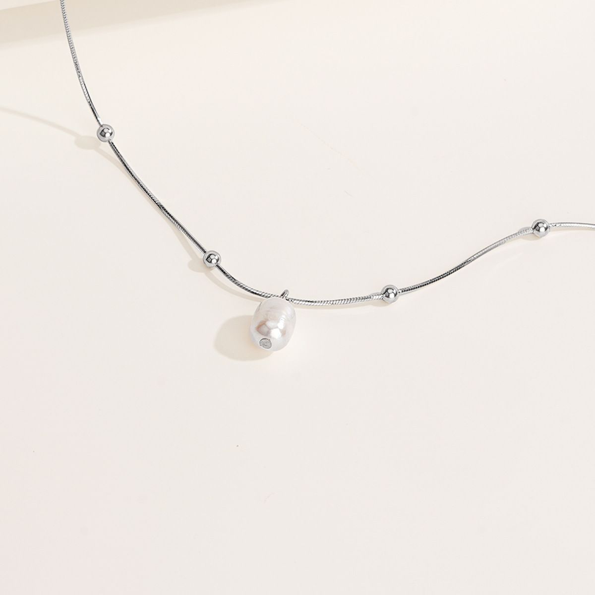 S925 Sterling Silver Elegant Fashion Fresh Water Baroque Pearl Necklace Women's Clavicle Chain Niche Spacer Beads Snake Bone Chain