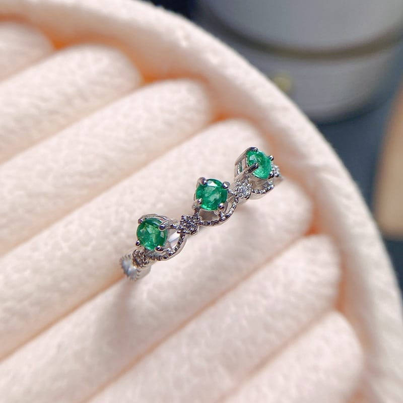 Natural Emerald female ring main stone 3*3 925 silver open mouth style fashion colorful treasure wholesale one-piece delivery