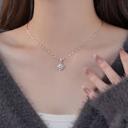 Po S999 Foot Silver Four-leaf Clover Zircon Necklace Women's Light Luxury High-end Sense Exquisite Clavicle Chain Fashion Commuter Daily