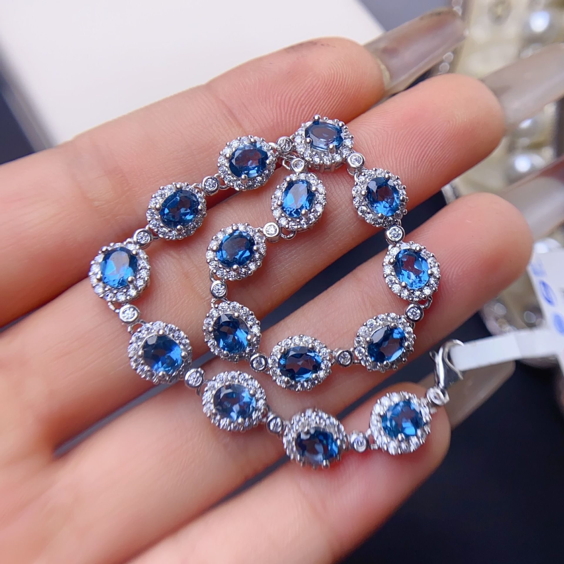 Natural London Blue Topaz bracelet 4 * 5mm fashion bracelet 925 silver London lantopa women's bracelet