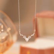 Po S999 Silver Creative Antler Necklace Women's Light Luxury Niche Birthday Gift Girlfriend Gift Necklace