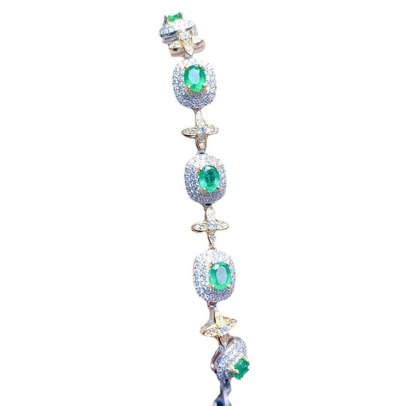 Natural Emerald Luxury light luxury elegant 925 silver inlaid bracelet crystal clean color rich tested