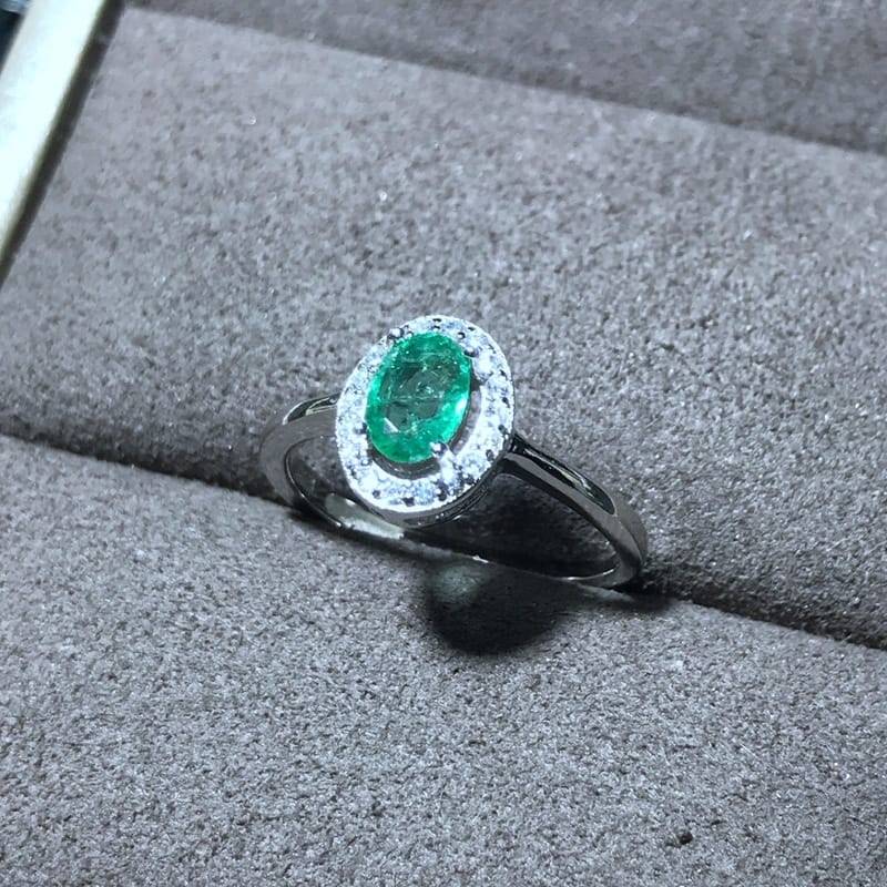 Small ring diamond natural emerald ring wholesale support identification like to come