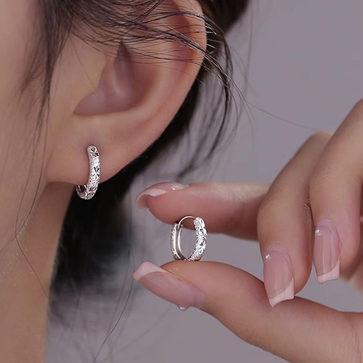 Cross-border fashion S925 sterling silver gypsophila plain circle frosted ear buckle women's gentle temperament high-end earrings