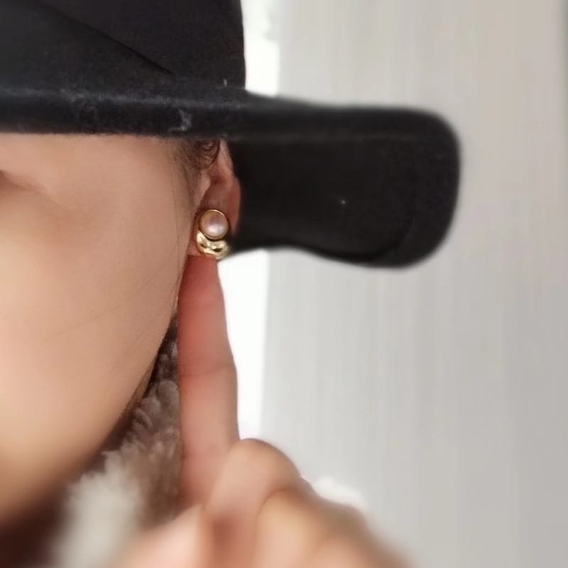 Natural Pearl Earrings Big Brand Same Style Light Luxury High-Level Design Elegant Earrings s925 Silver Needle Small Chanel Style Earrings