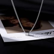 Cross zircon non-fading titanium steel necklace men's all-match high-end sense Cuban chain personality niche neck chain necklace