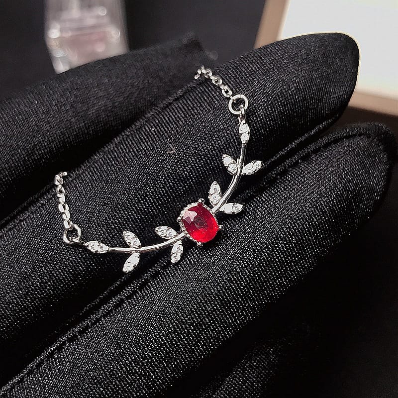 Natural ruby necklace 925 silver clavicle chain new wholesale peer to cost-effective