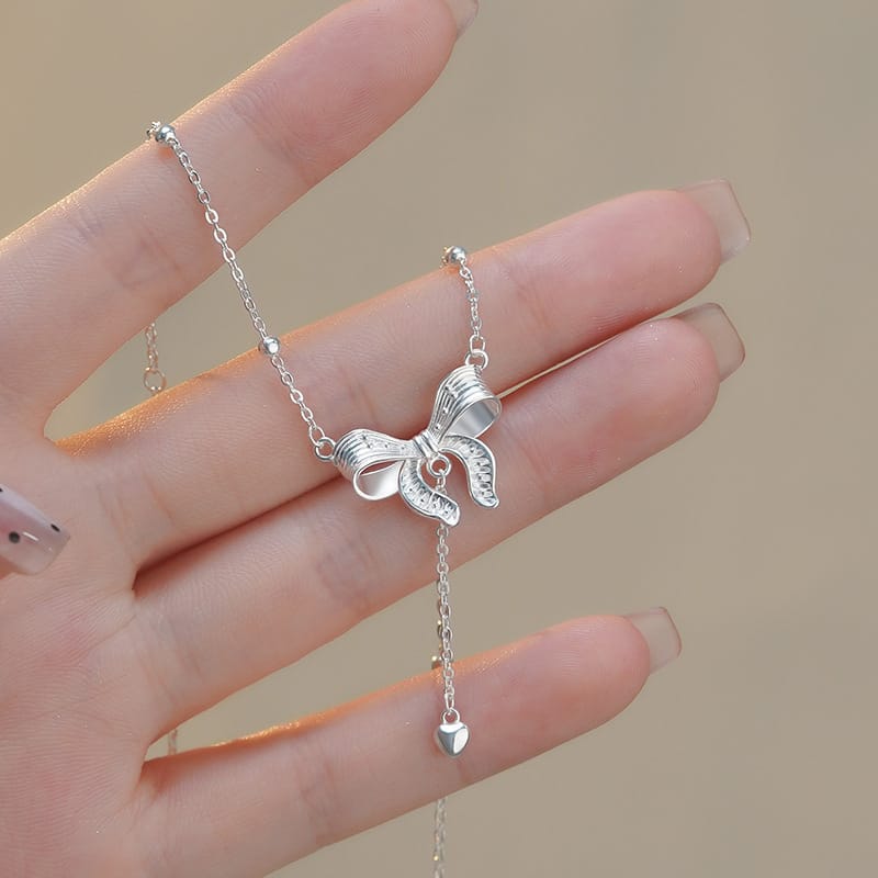 Po S999 Silver Princess Butterfly Love Necklace Women's Light Luxury Niche High-end Design Sense Clavicle Chain