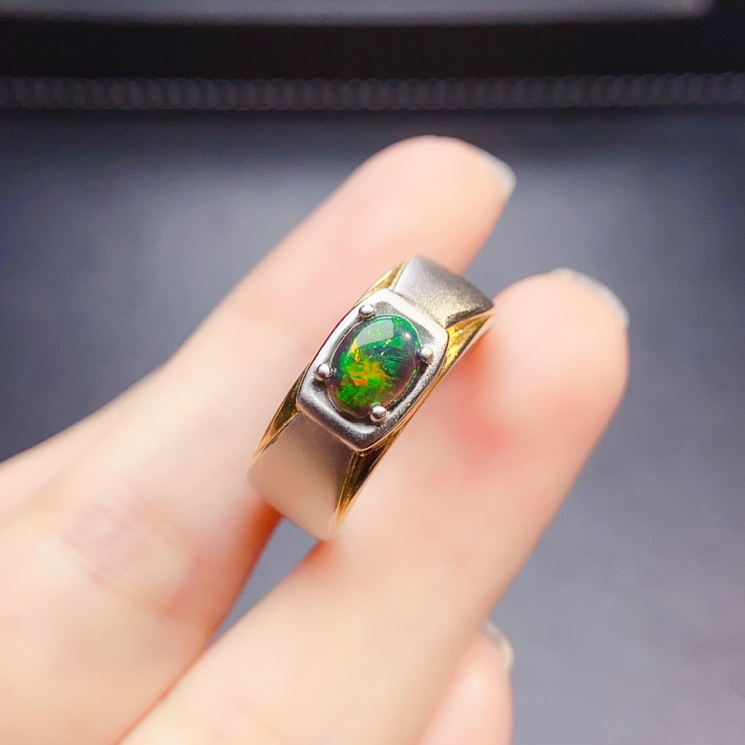 Factory wholesale explosions natural black opal ring S925 silver inlaid main stone 5*7 selling Europe and the United States a generation of hair