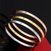 European and American titanium steel narrow version buckle bracelet card plus fashion couple bracelet does not fade women's stainless steel bracelet with diamond