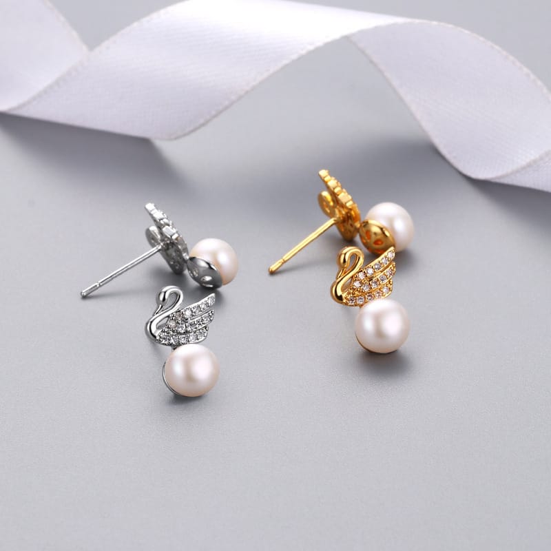 Freshwater pearl earrings gentle small fresh fashion cute little Swan inlaid zircon niche earrings women's simple personality