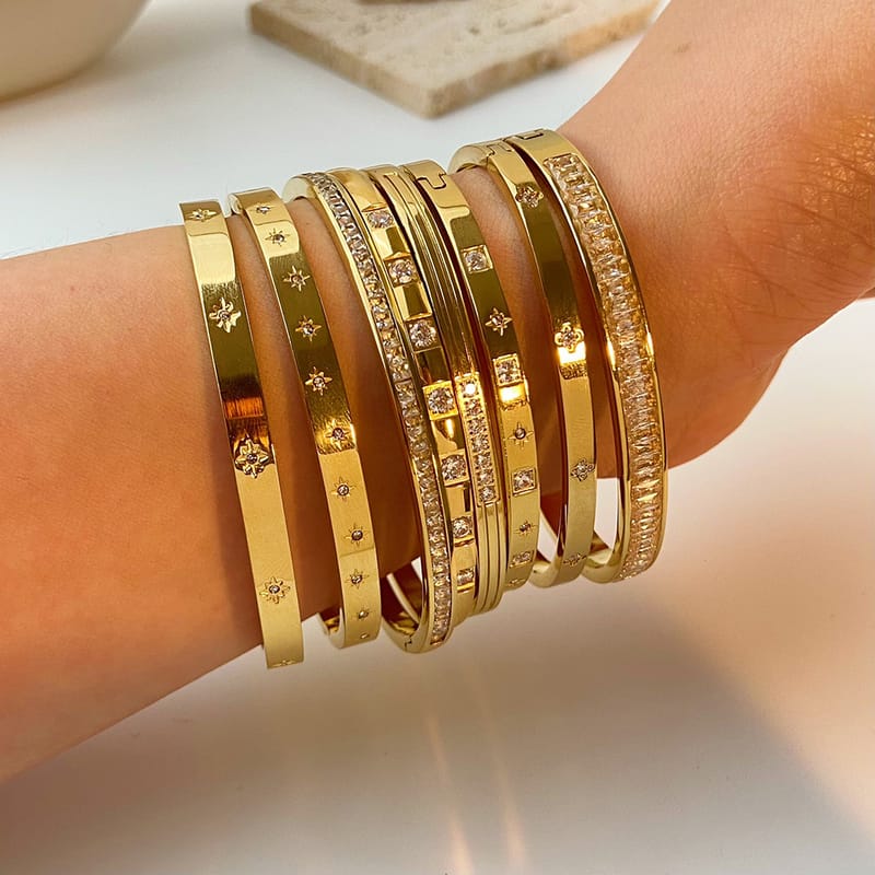 Light luxury bracelet six-pointed star buckle bracelet 18K gold stainless steel inlaid zirconium bracelet high-grade bracelet for women