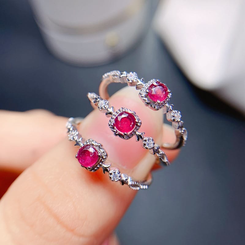Ruby Ring with burnt red treasure color bright rich beautiful style exquisite natural gem wholesale