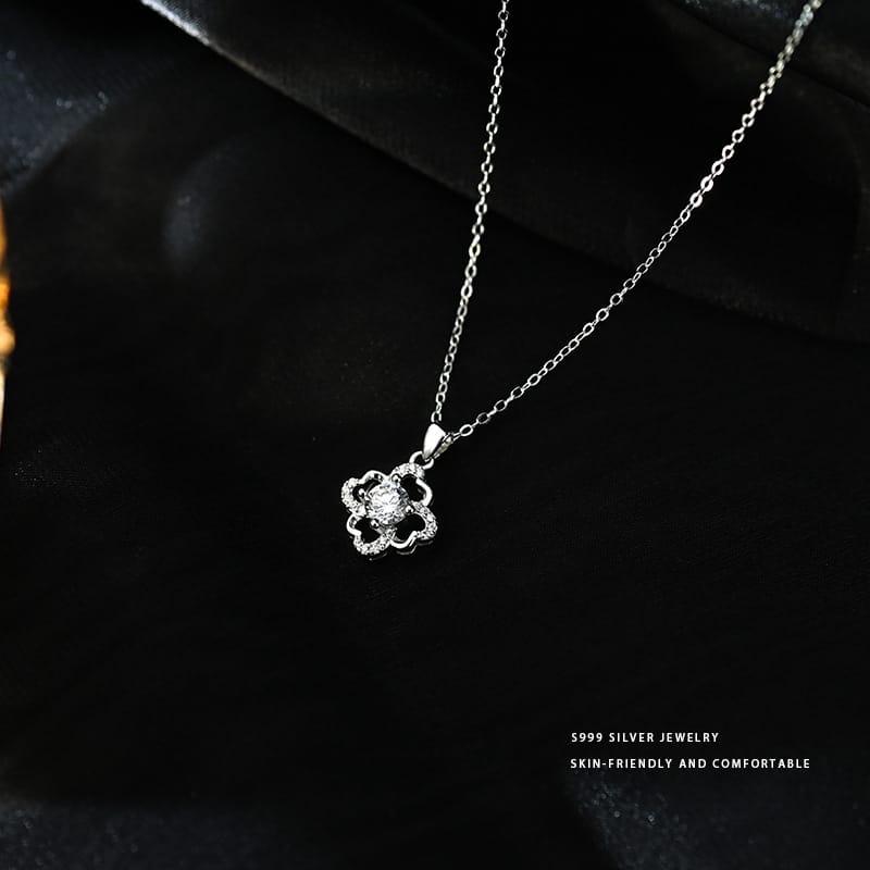 Aobao S999 pure silver diamond four-leaf clover necklace light luxury high-grade exquisite clavicle chain fashion commuter daily style