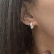 Europe and the United States cross-border small water droplets hollow fashion earrings female personality simple S925 sterling silver temperament trendy earrings
